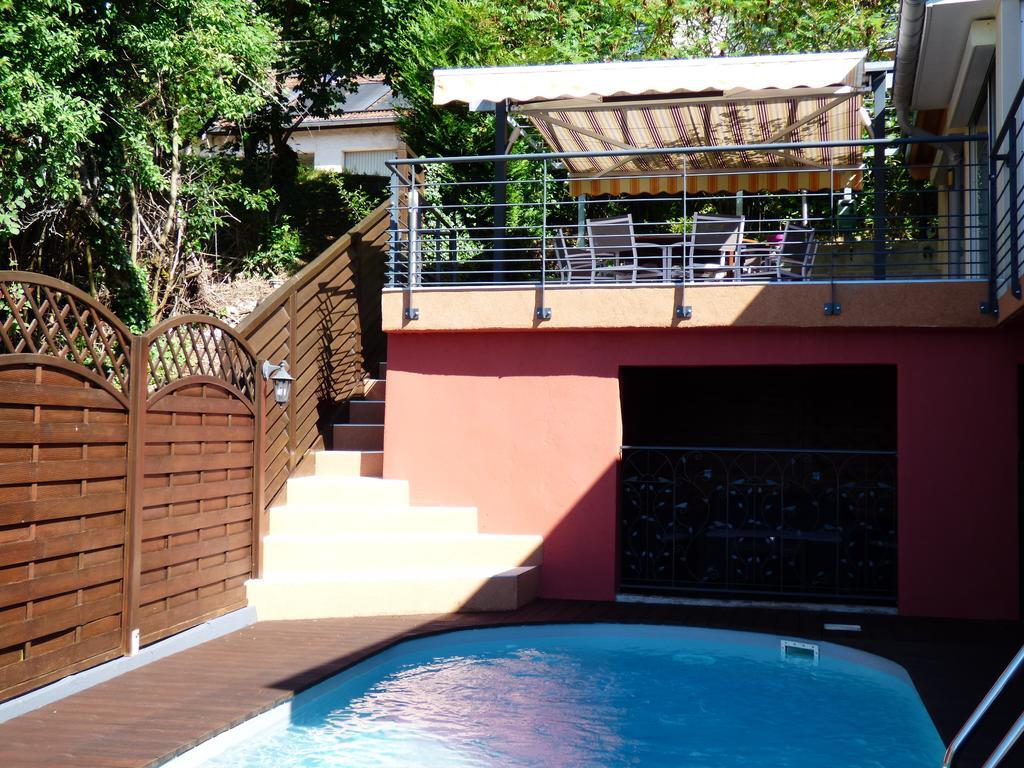 Bed & Breakfast La Colline Aux Yeux Doubs 3*
